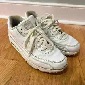 Women’s Nike 90s Air White Size 9